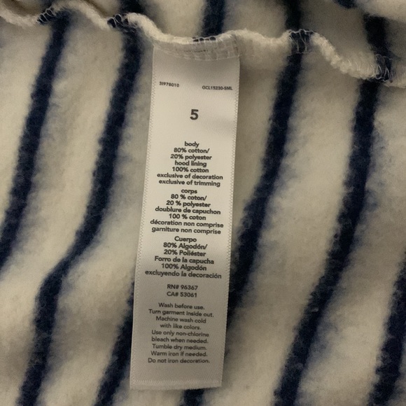 Carter's sweater bundle for boys size 5! - Picture 4 of 10